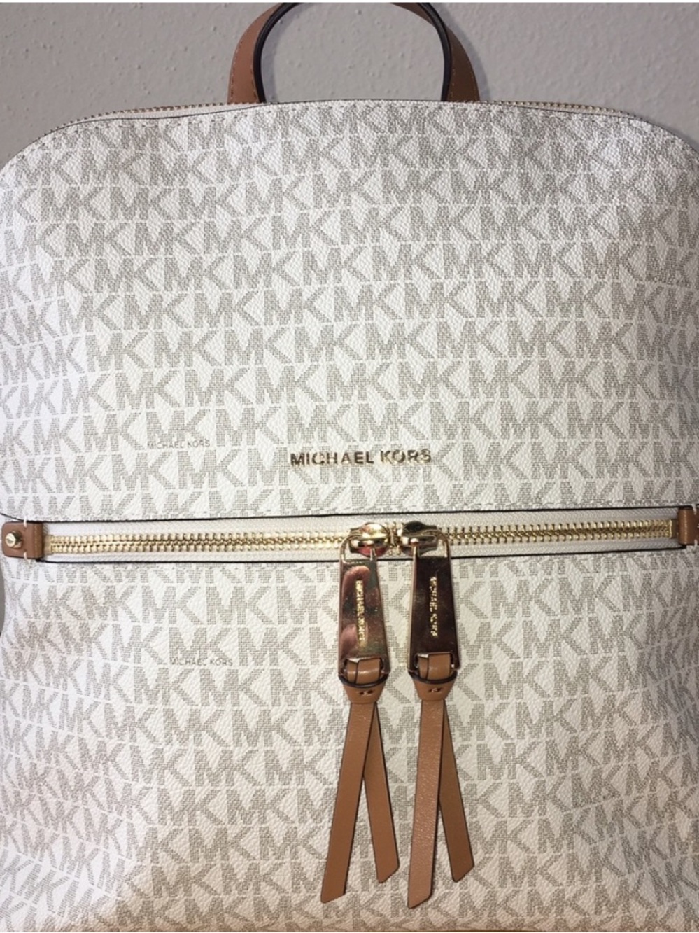 Michael Kors Rhea Zip Medium Backpack Cream and Tan Logo - Picture 2 of 10